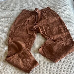 Gilli Rust Brown Crinkled Pull-On Pants